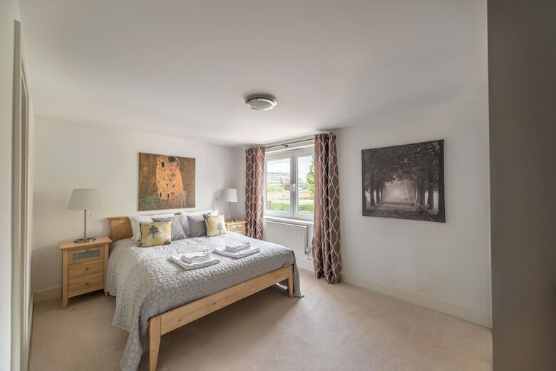 Hampden Apartments - The Beatrice