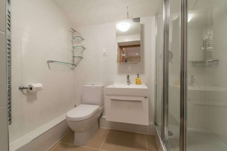 Hampden Apartments - The Catherine