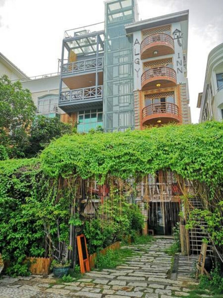 Hostal Alu Guya Hostel