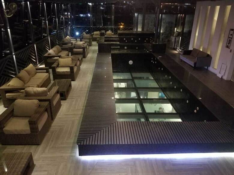 Hotel Paris Luxury Suites