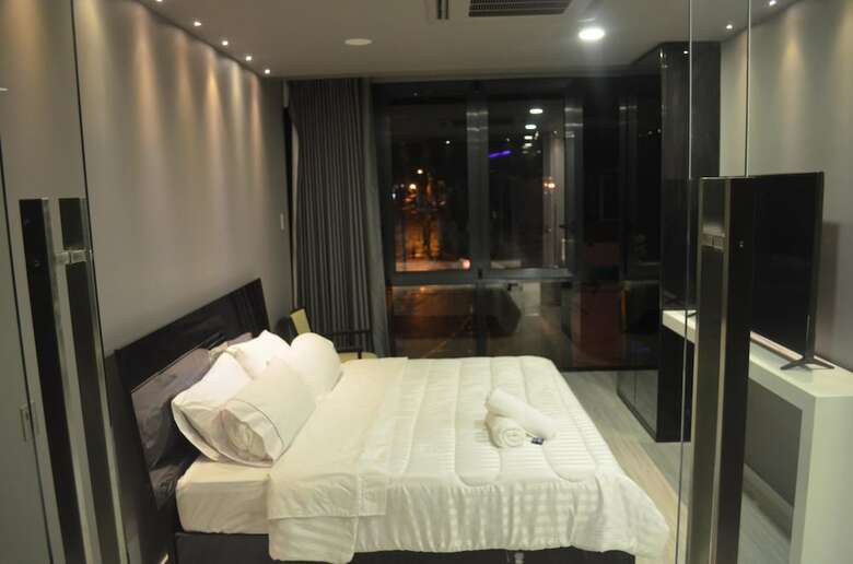 Hotel Paris Luxury Suites