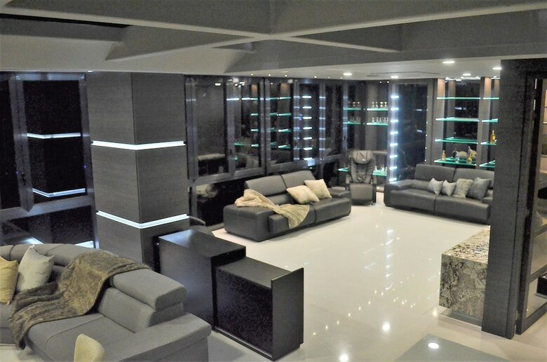 Hotel Paris Luxury Suites