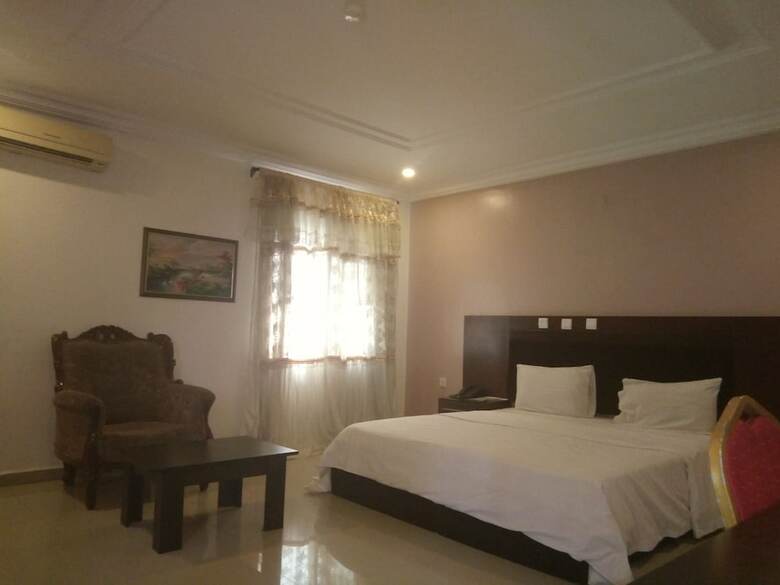 Hotel Bel Classicia Suites Limited