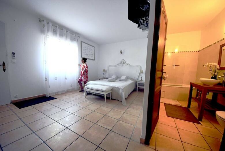Hotel Chambres D'h�tes Les Huppes