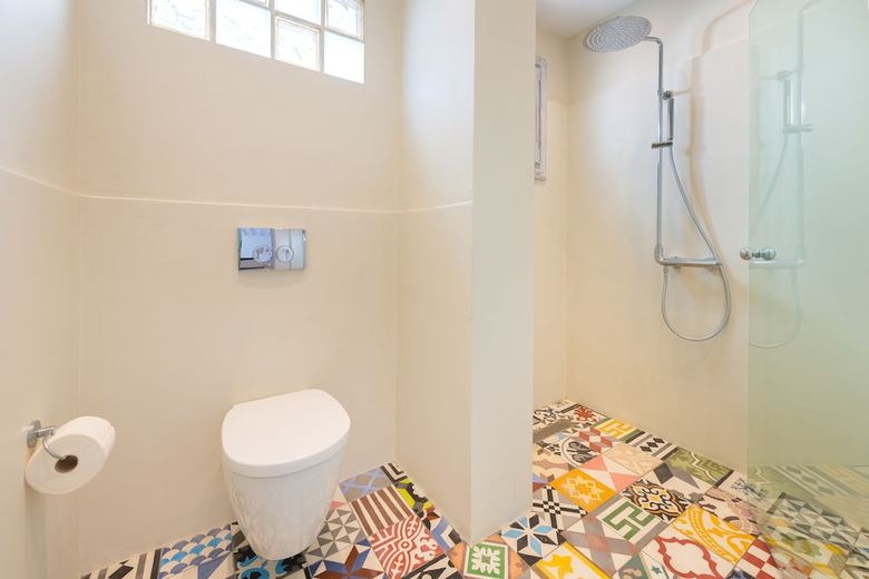 F Charm Hotel