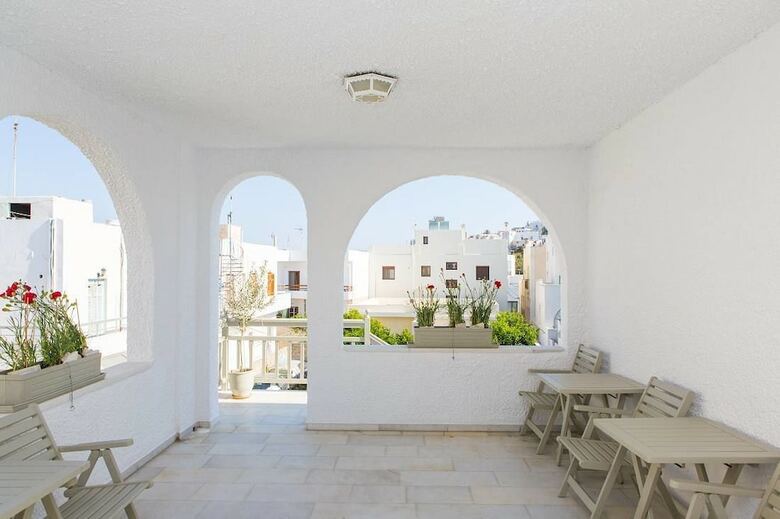 Apartamentos Lygdamis Hotel