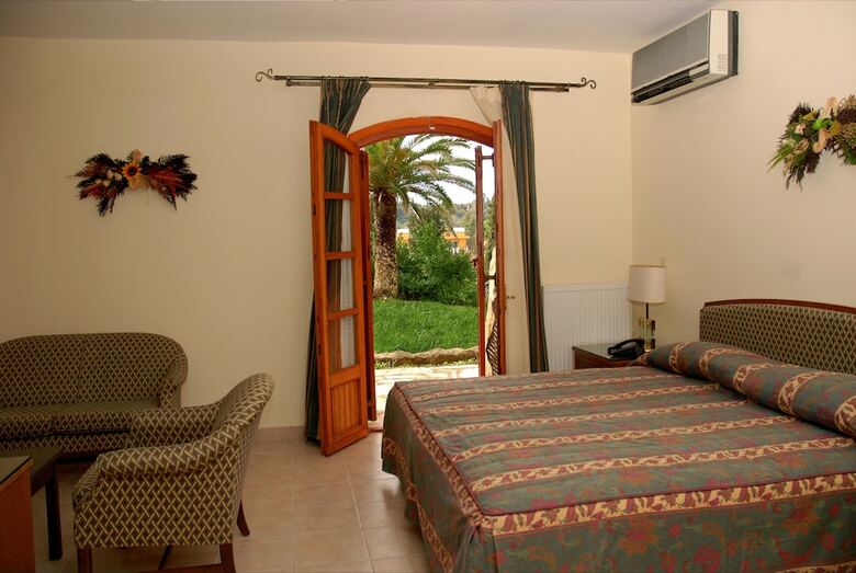 Apartamentos Corfu Club