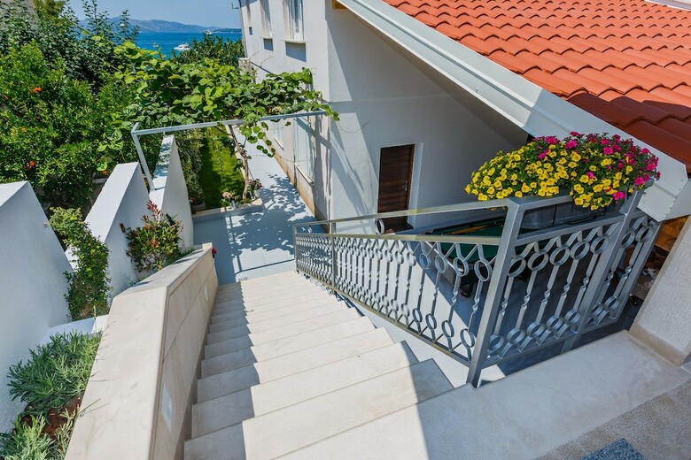 Luxury  Apartments Giovanni With  Pool