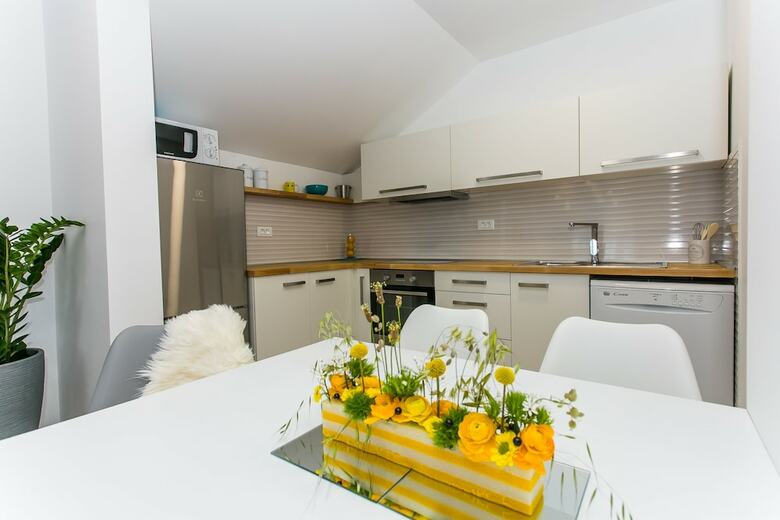 Luxury  Apartments Giovanni With  Pool