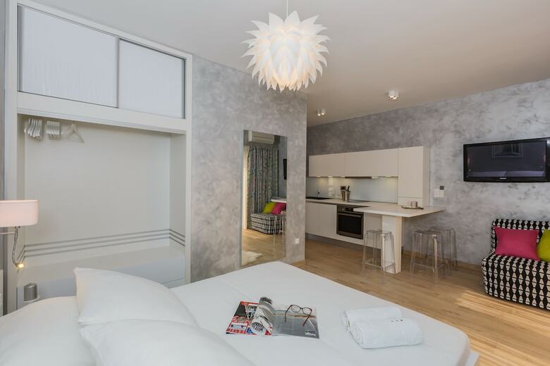 Luxury  Apartments Giovanni With  Pool