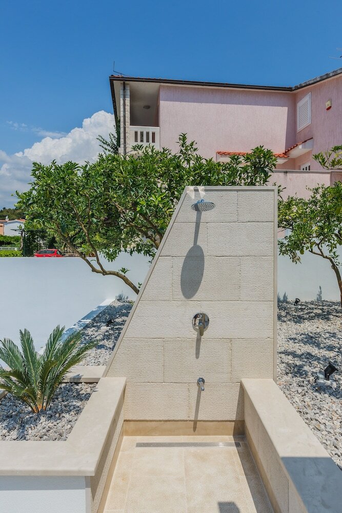 Luxury  Apartments Giovanni With  Pool