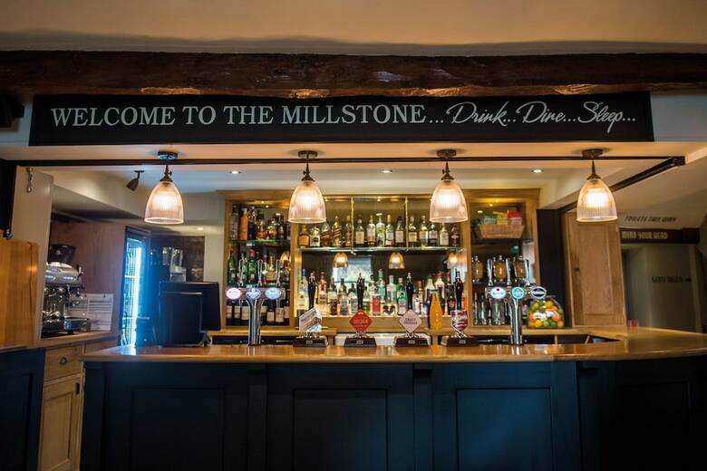 Posada The Millstone, Mellor