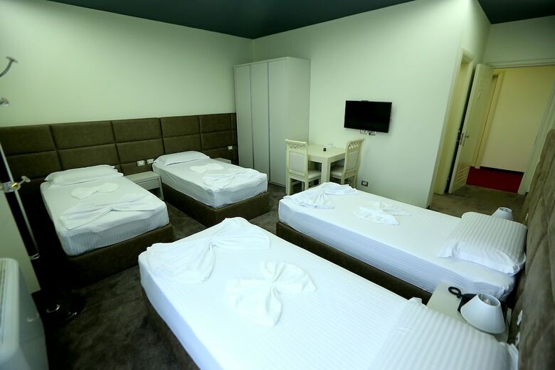 Vllaznia Hotel