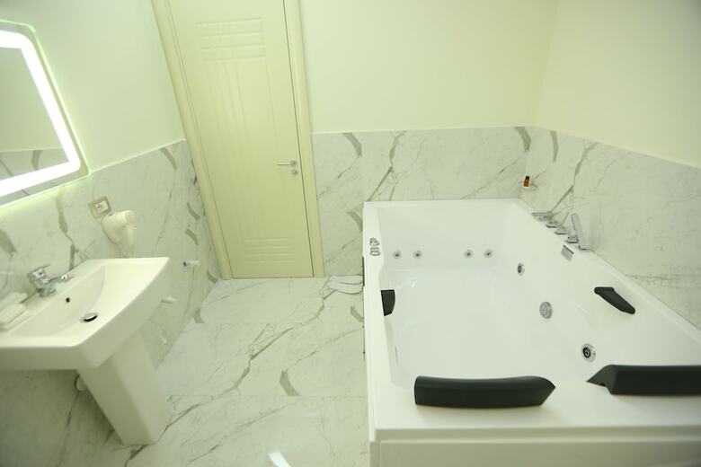 Vllaznia Hotel
