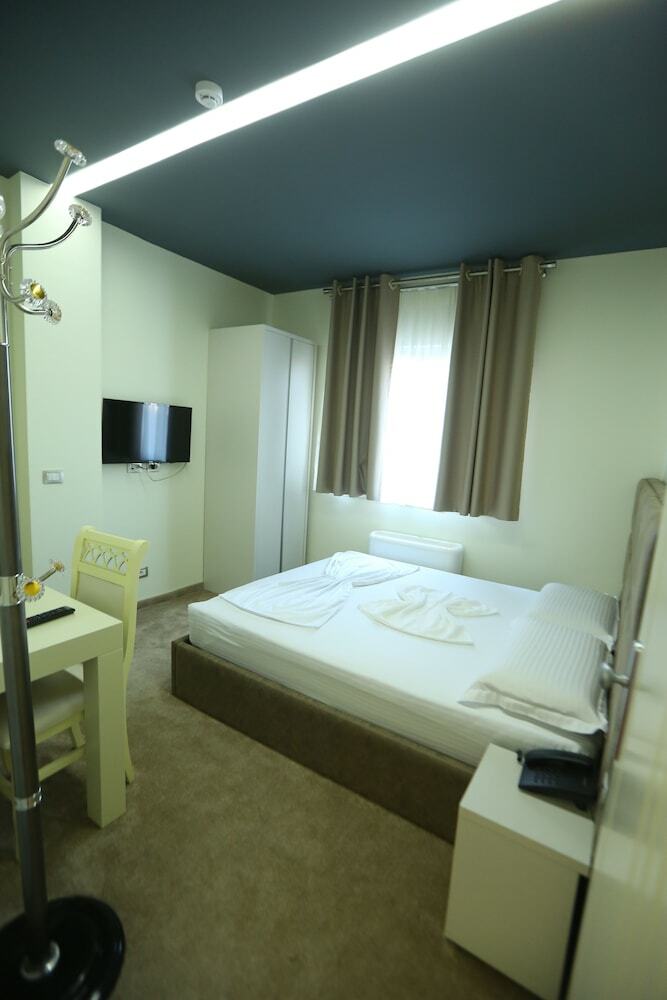 Vllaznia Hotel