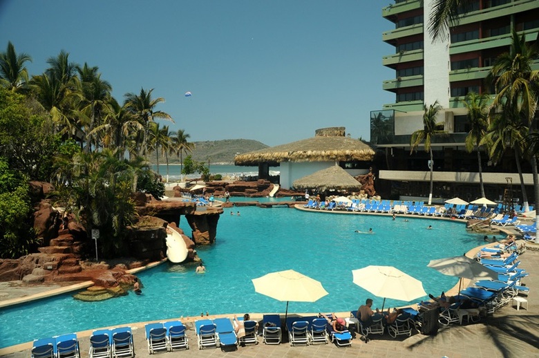 Hotel El Cid El Moro Beach