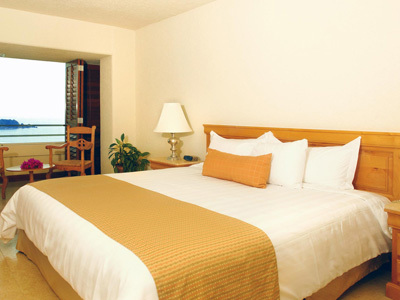 Hotel Emporio Ixtapa