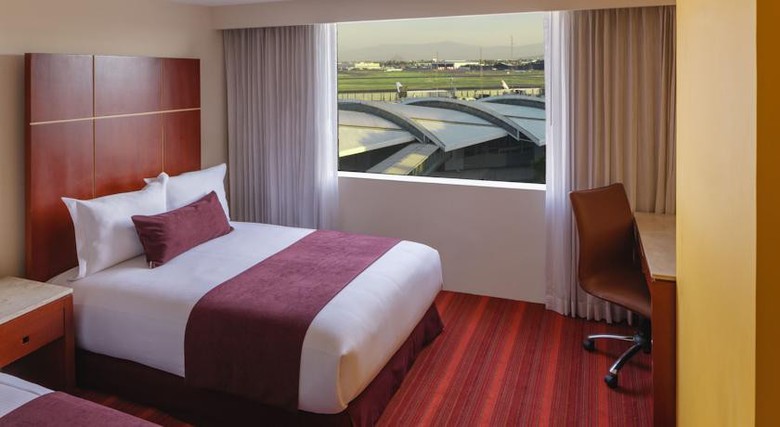Hotel Camino Real Aeropuerto
