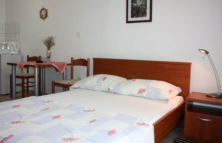 Apartments Blato-j