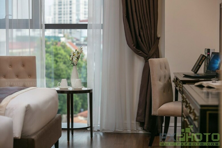 Adonis Hotel