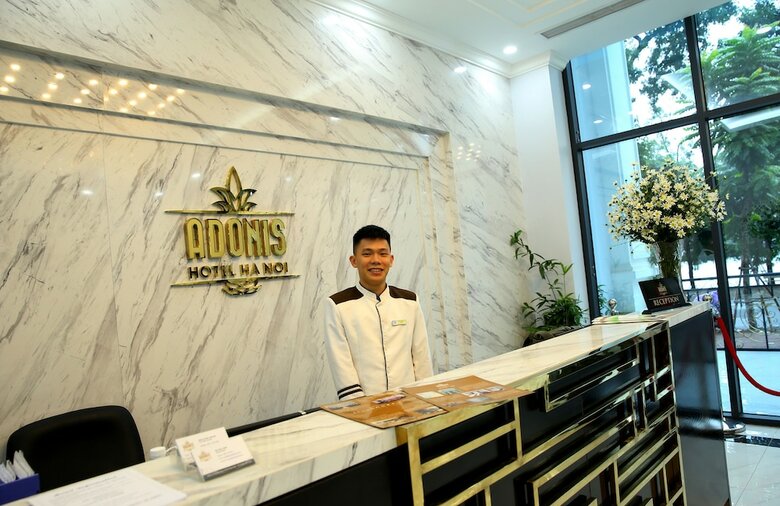 Adonis Hotel