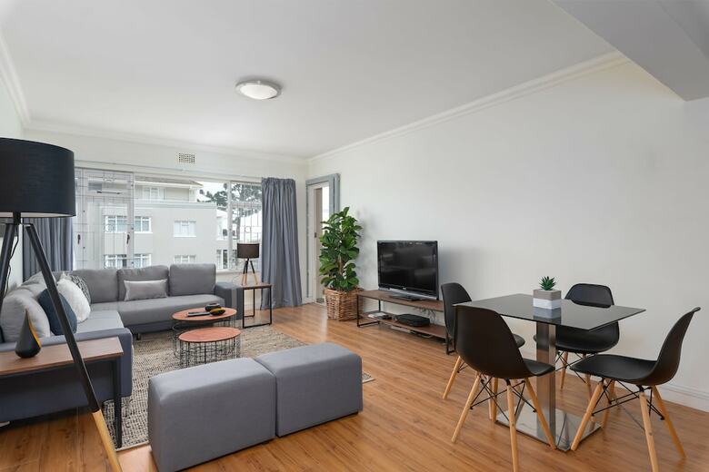 Apartamentos St Ronan's 1