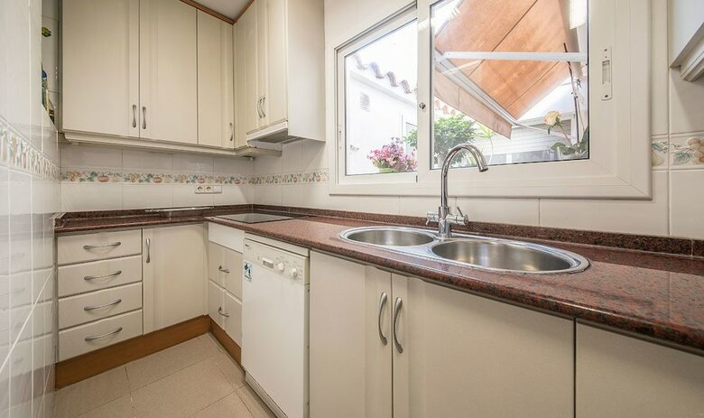 Apartamentos Montserrat