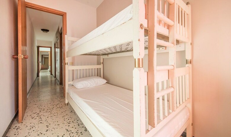 Apartamentos Montserrat
