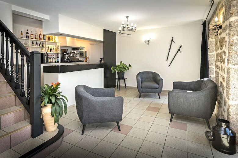 Bed & Breakfast Une Parenth�se En Aubrac