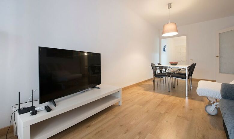 Apartamentos Montserrat 32