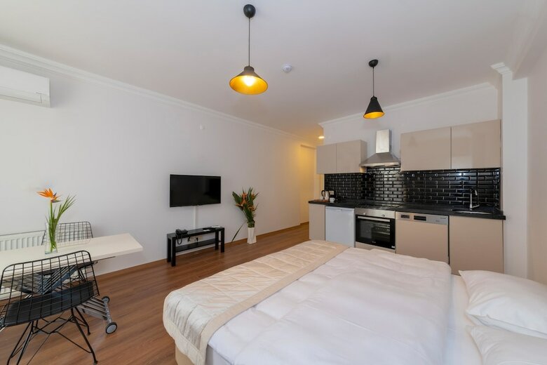 Hotel Joy Suites