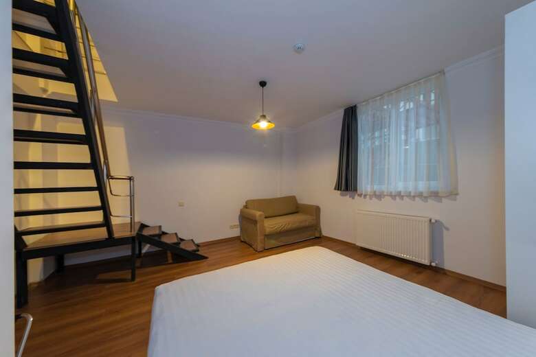 Hotel Joy Suites