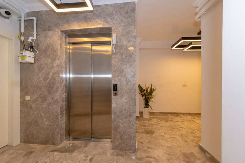 Hotel Joy Suites