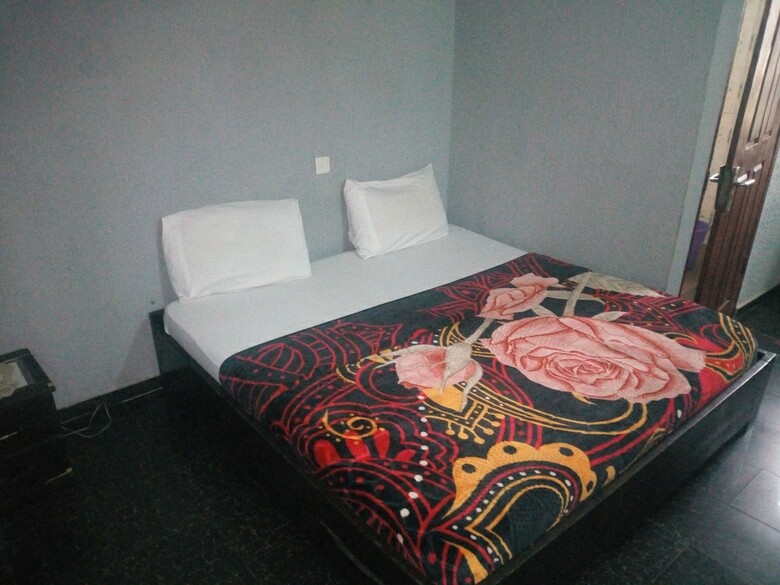 Hotel Dam'syl Suites