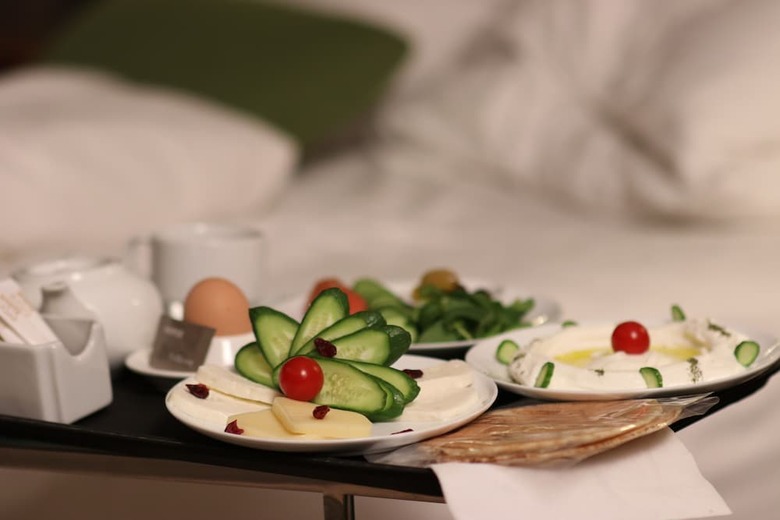 Hotel Monot Suites