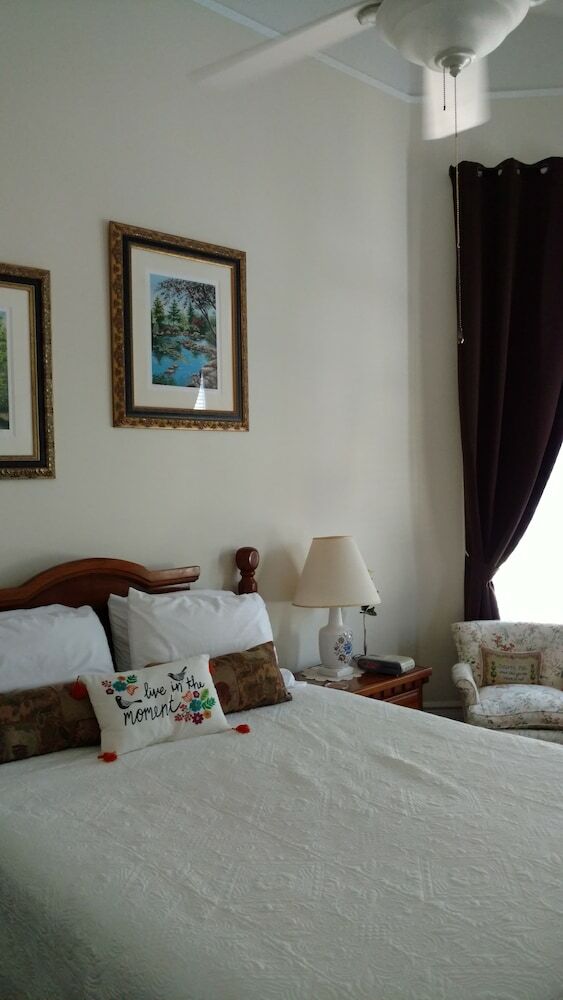 Baker Street Bed And Breakfast