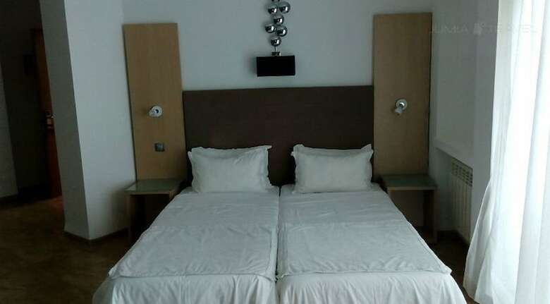 Hotel H�tel L'�vantail
