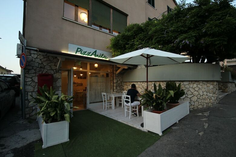 Posada Hotel Ristorante Anita