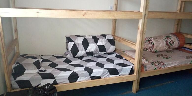 Hostal Morgen Breeze Tours And Backpackers