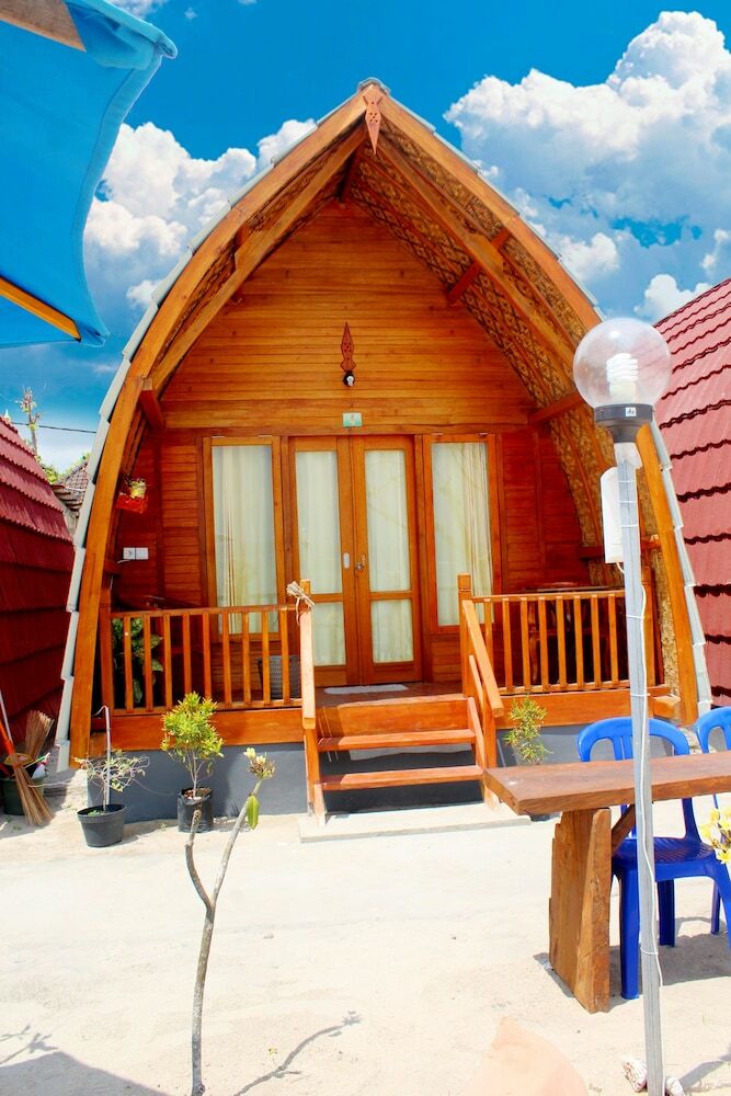 Hotel Road Beach Homestay