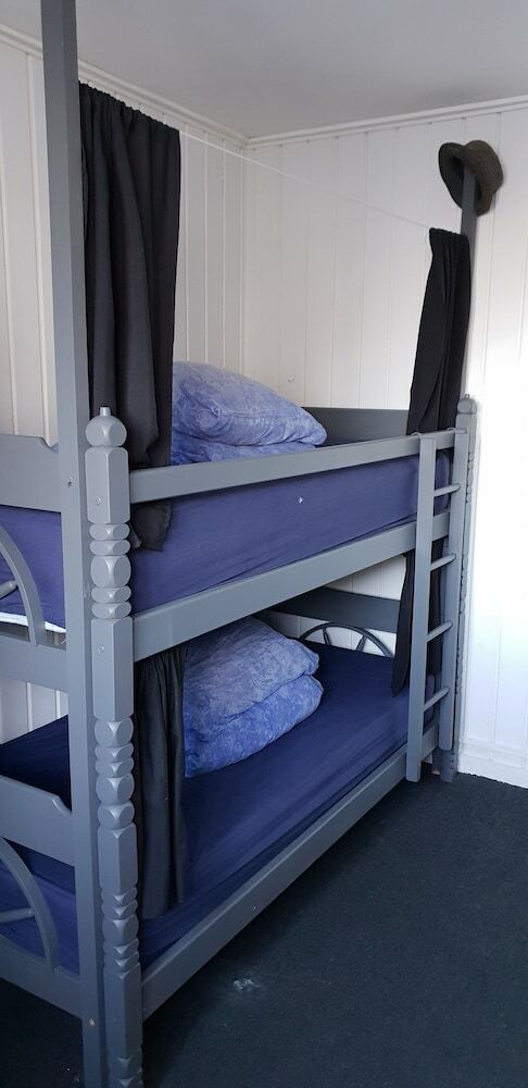 Hostal Borders Beyond Backpacker