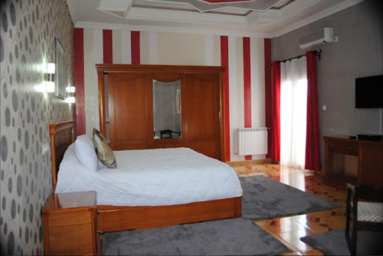 Hotel Maraval