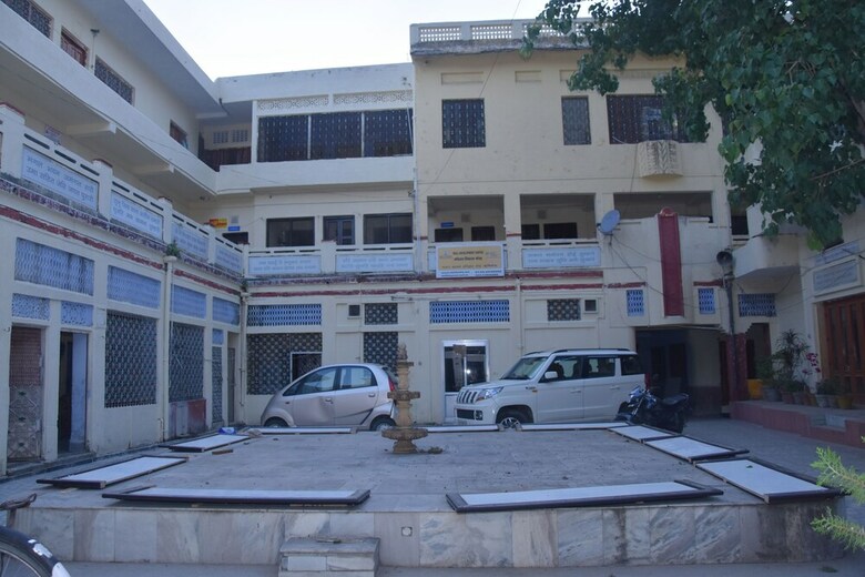 Hotel Bhajan Ashram Rishikesh