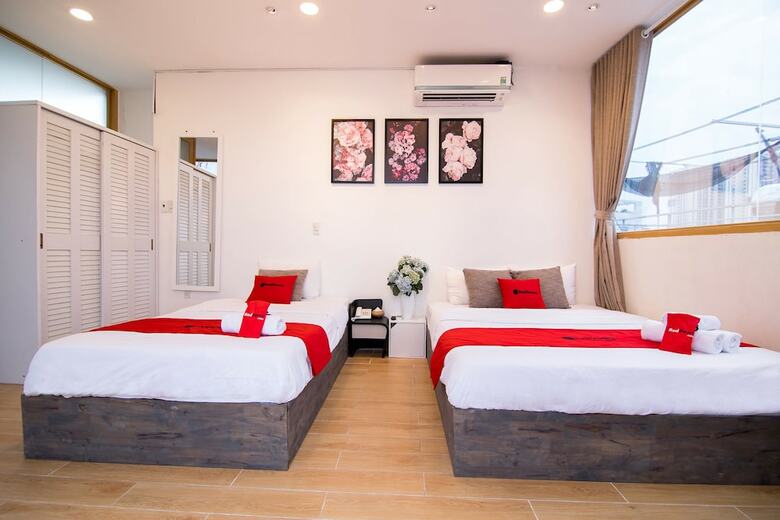 Hotel Reddoorz Plus Near Saigon Train Station