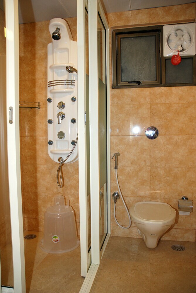 Aparthotel Parkwood Suites