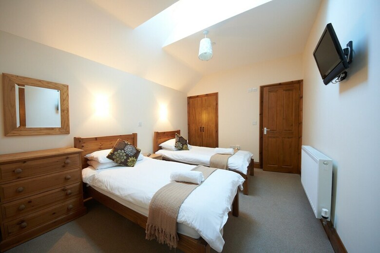 The Victorian Barn Self Catering Holidays With Pool & Hot Tubs