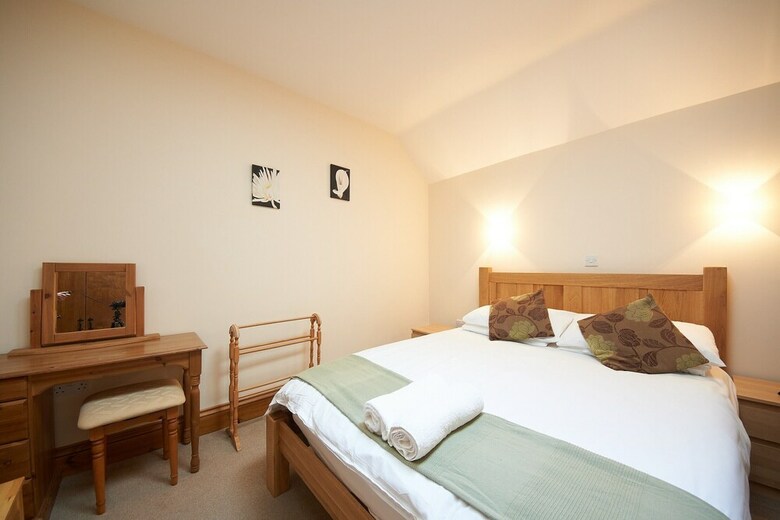 The Victorian Barn Self Catering Holidays With Pool & Hot Tubs