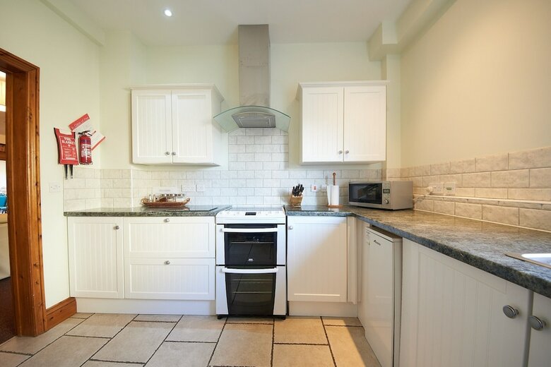 The Victorian Barn Self Catering Holidays With Pool & Hot Tubs