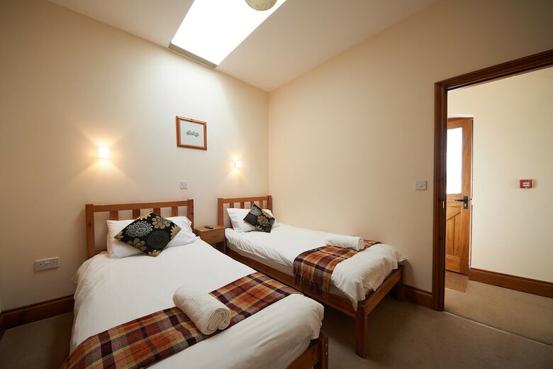 The Victorian Barn Self Catering Holidays With Pool & Hot Tubs