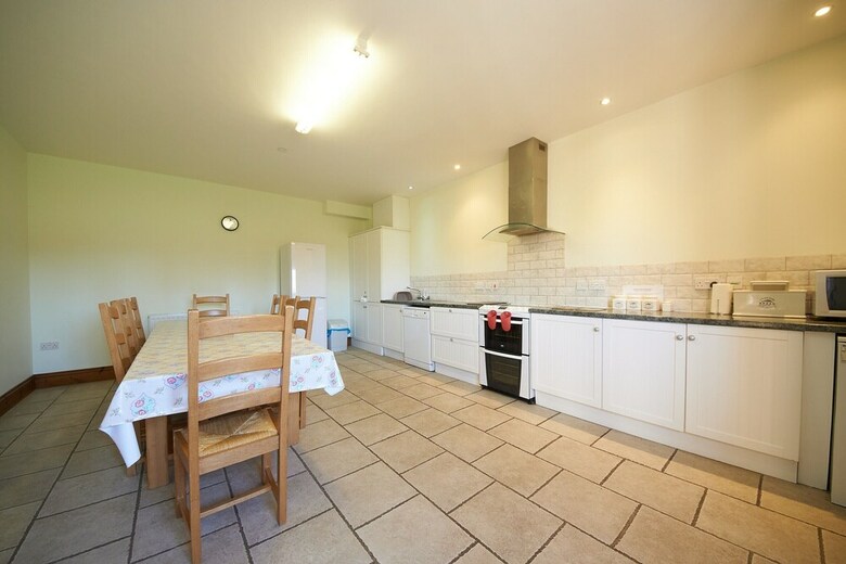 The Victorian Barn Self Catering Holidays With Pool & Hot Tubs